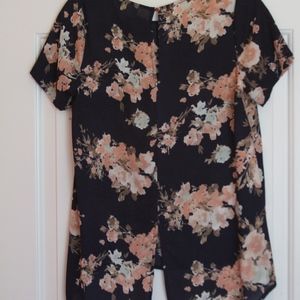 Floral Scoop Neck T-Shirt